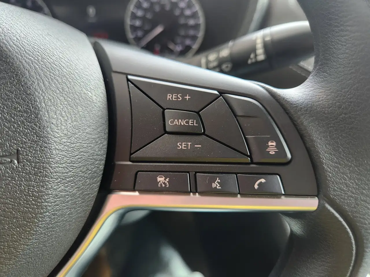Nissan Sentra снимка Nissan Sentra