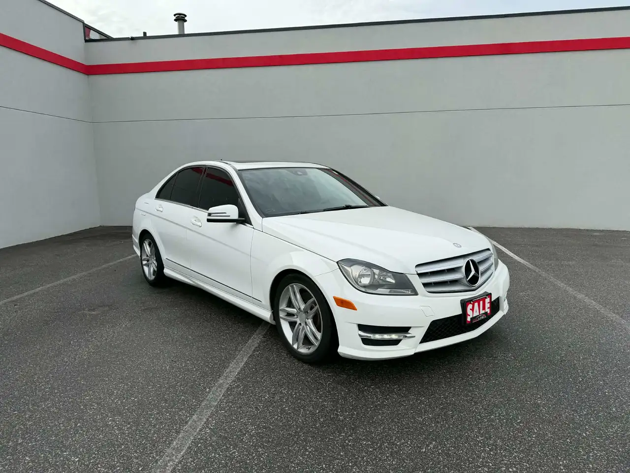 Mercedes-Benz C-Class photo Mercedes-Benz C-Class