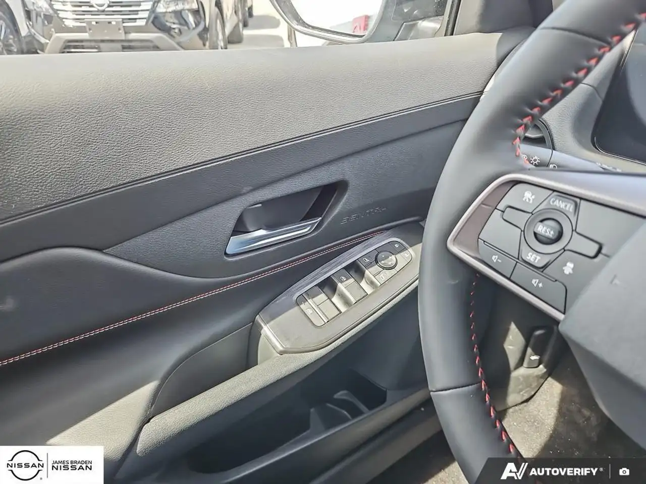 Nissan Sentra снимка Nissan Sentra
