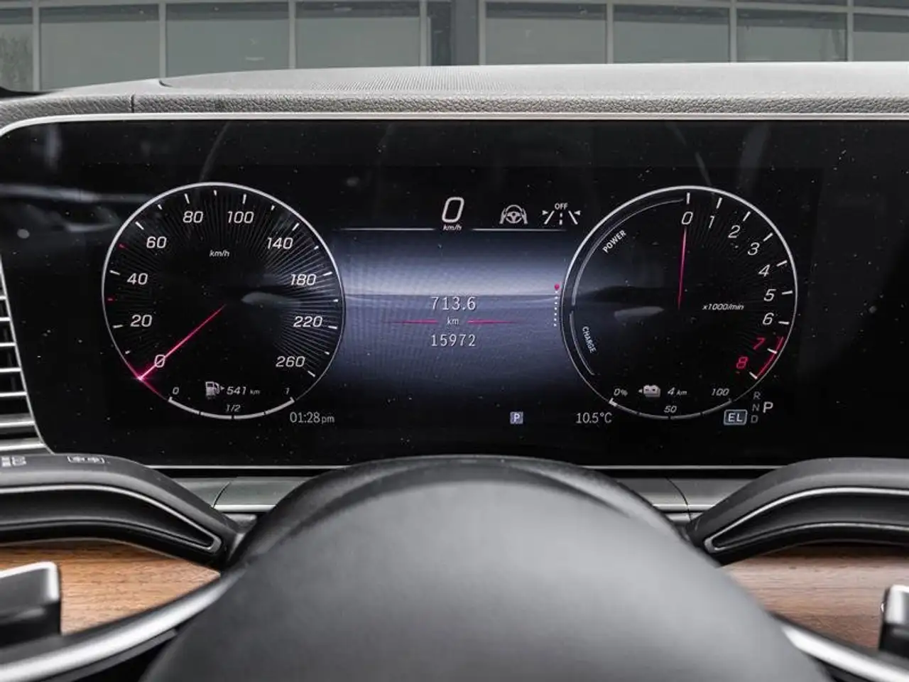 Mercedes-Benz GLE снимка Mercedes-Benz GLE