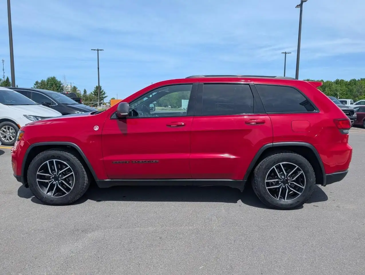 Jeep Grand Cherokee снимка Jeep Grand Cherokee