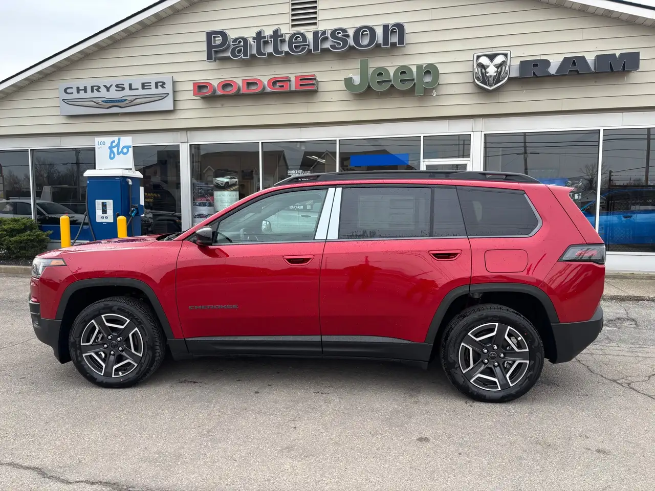 Jeep Cherokee photo Jeep Cherokee