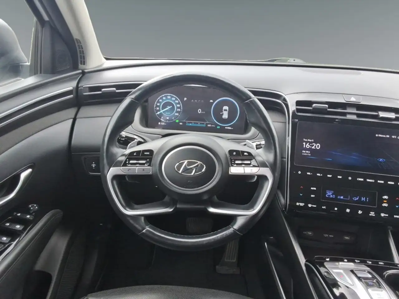Hyundai TUCSON снимка Hyundai TUCSON