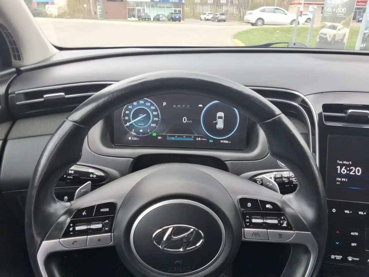 Hyundai TUCSON снимка Hyundai TUCSON