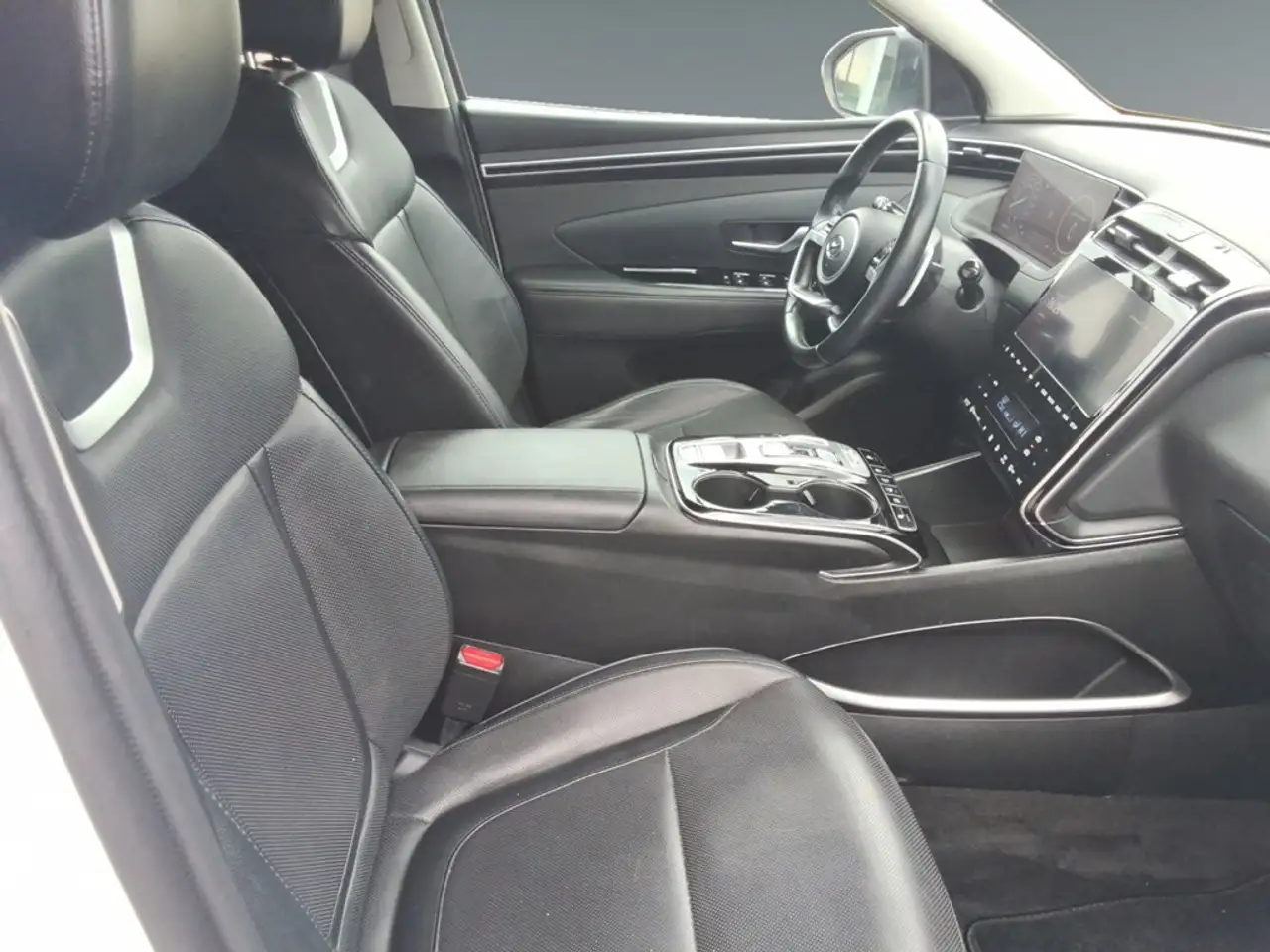 Hyundai TUCSON снимка Hyundai TUCSON