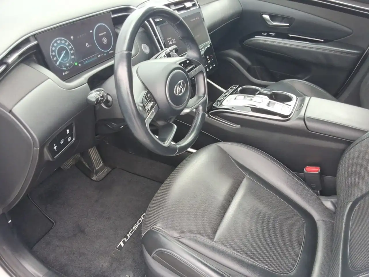 Hyundai TUCSON снимка Hyundai TUCSON
