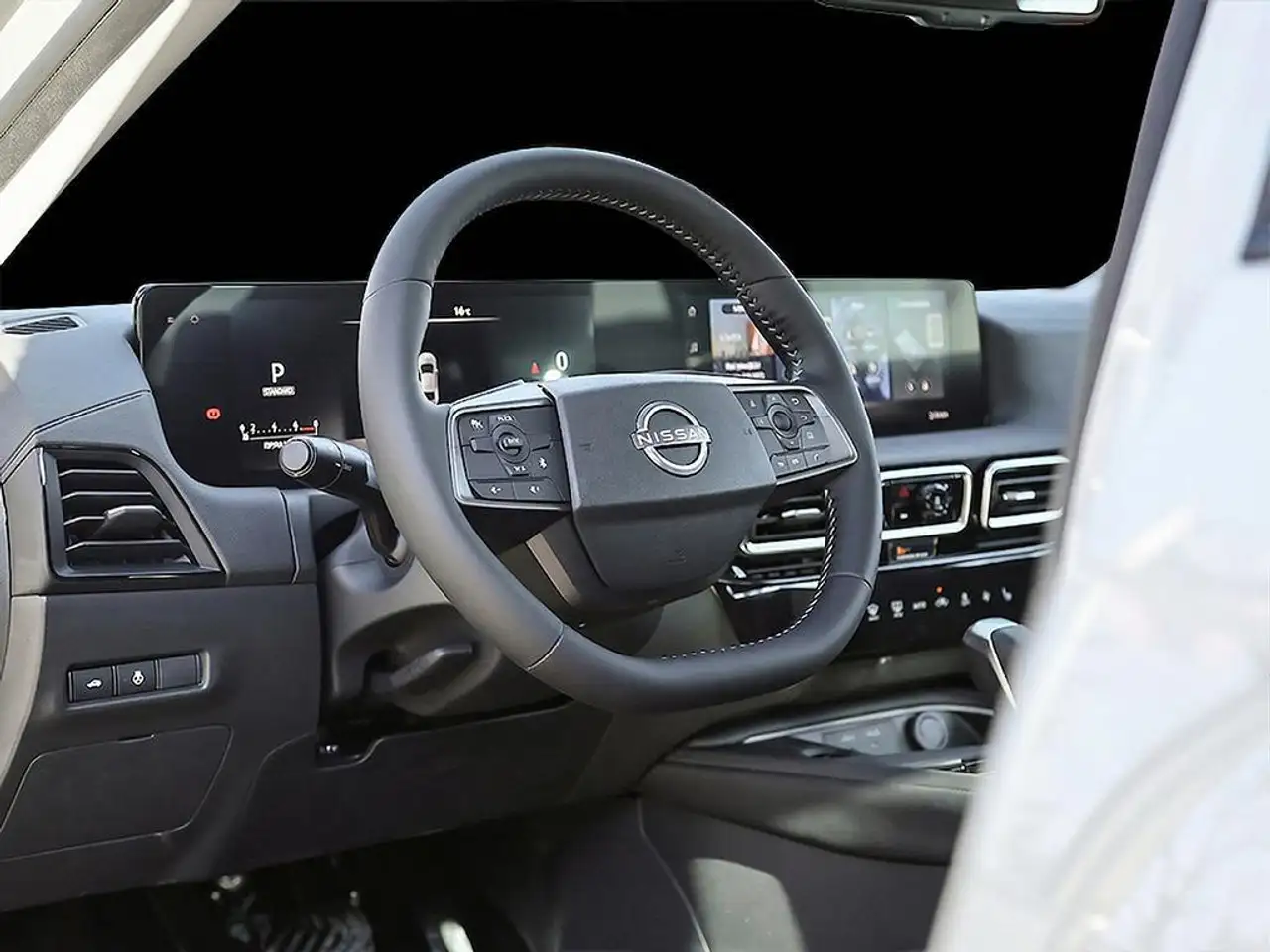 Nissan Sentra photo Nissan Sentra