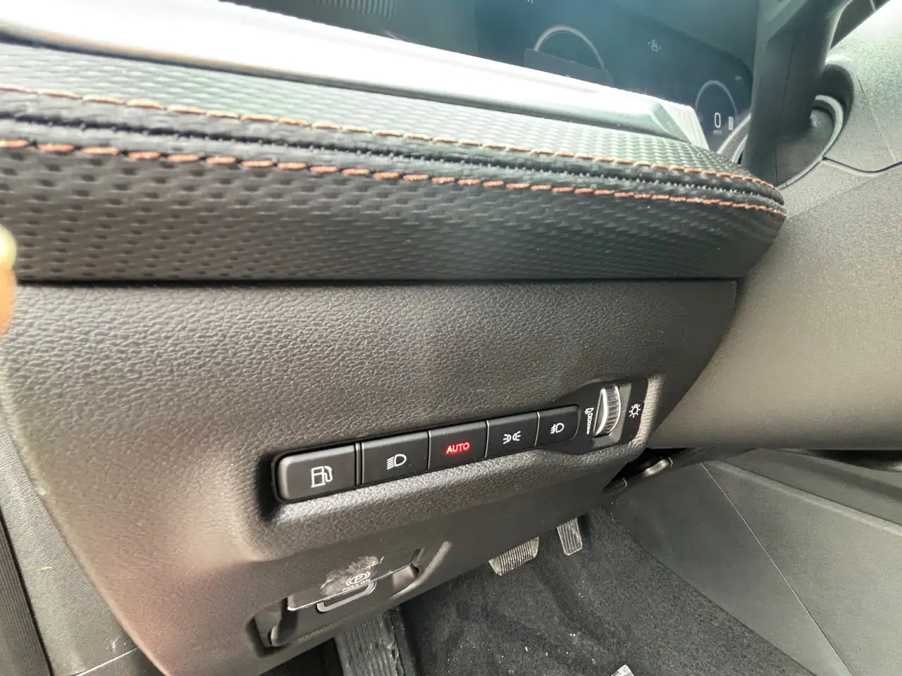 Jeep Cherokee photo Jeep Cherokee
