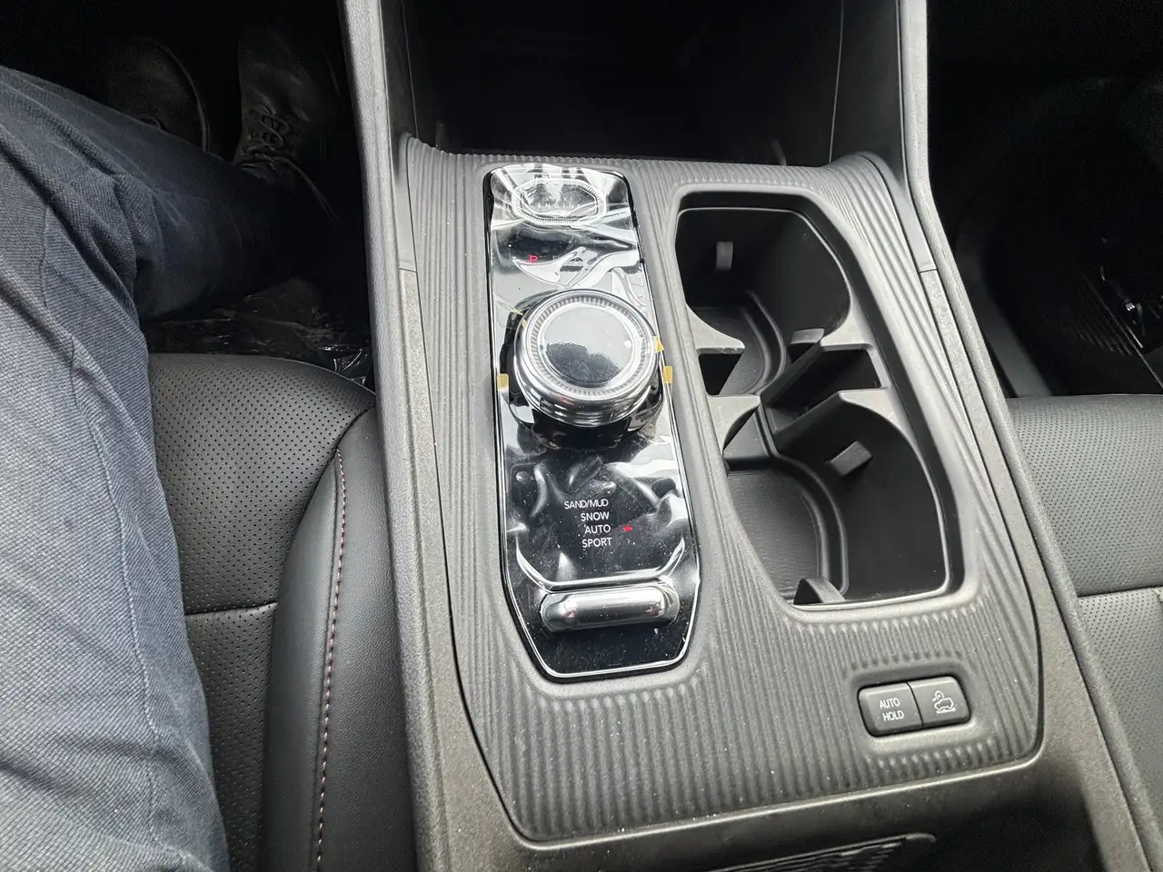 Jeep Cherokee photo Jeep Cherokee