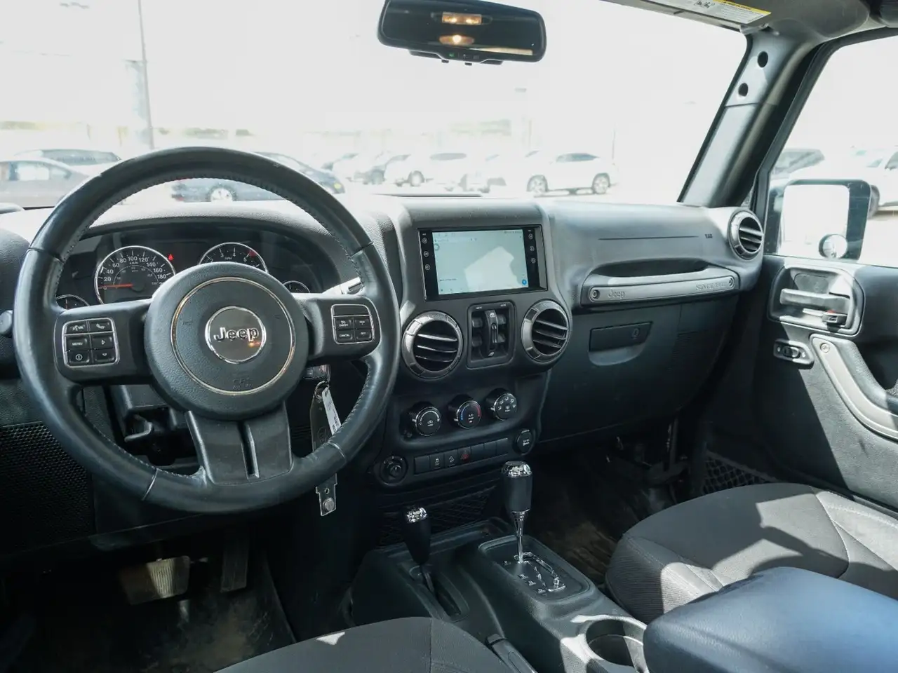 Jeep Wrangler photo Jeep Wrangler