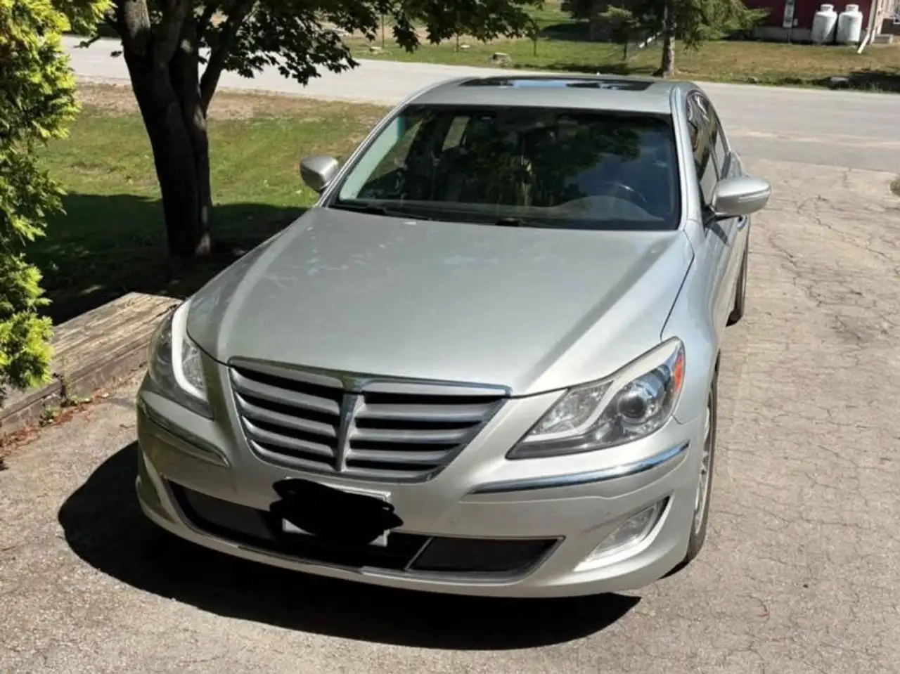 2012 Hyundai Genesis