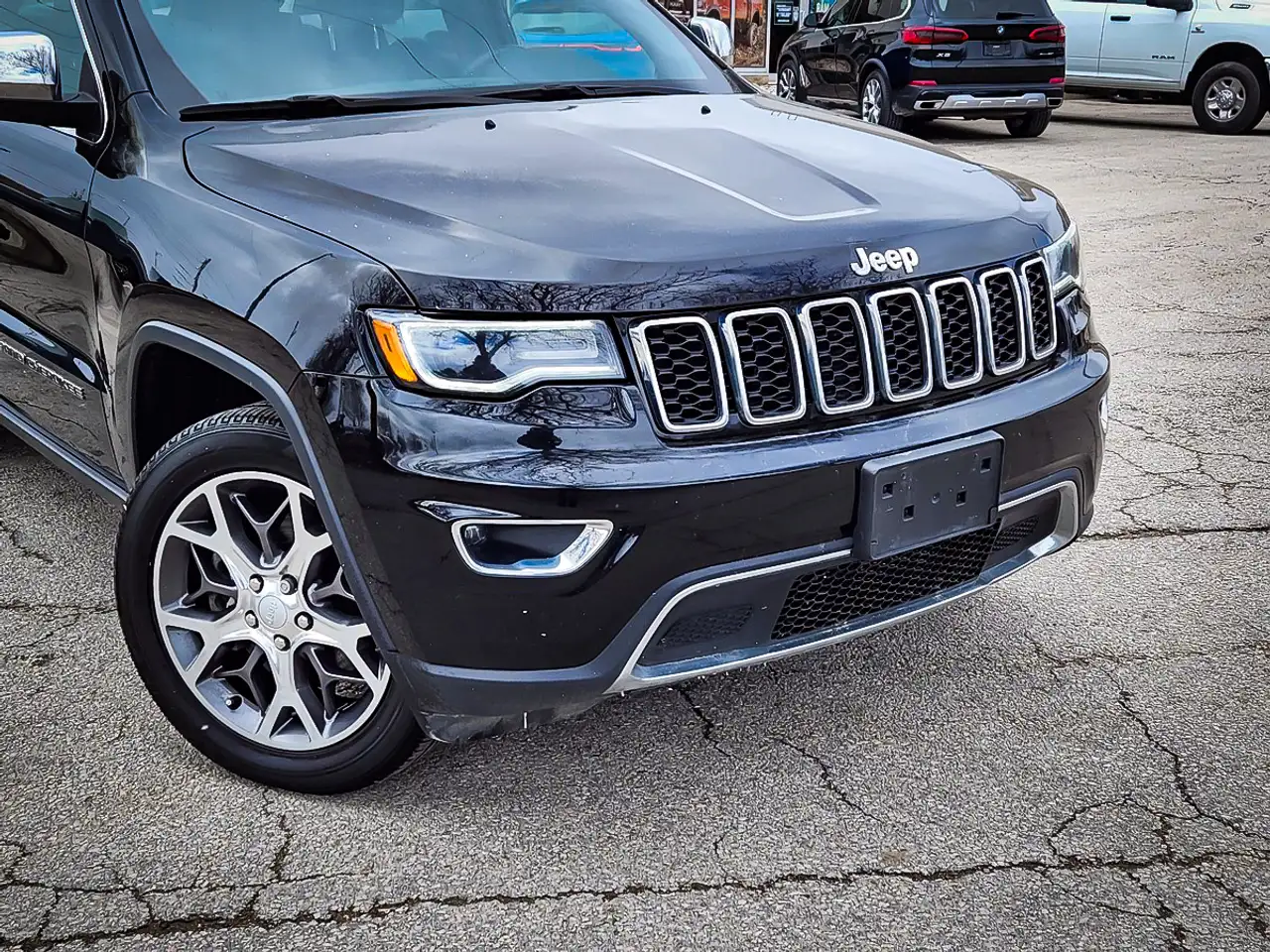 Jeep Grand Cherokee снимка Jeep Grand Cherokee