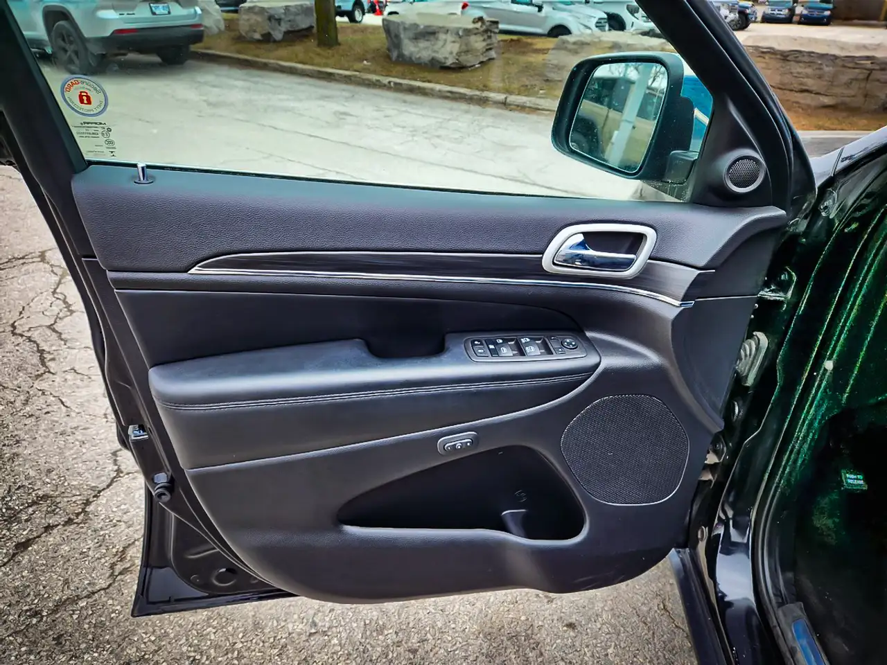 Jeep Grand Cherokee снимка Jeep Grand Cherokee
