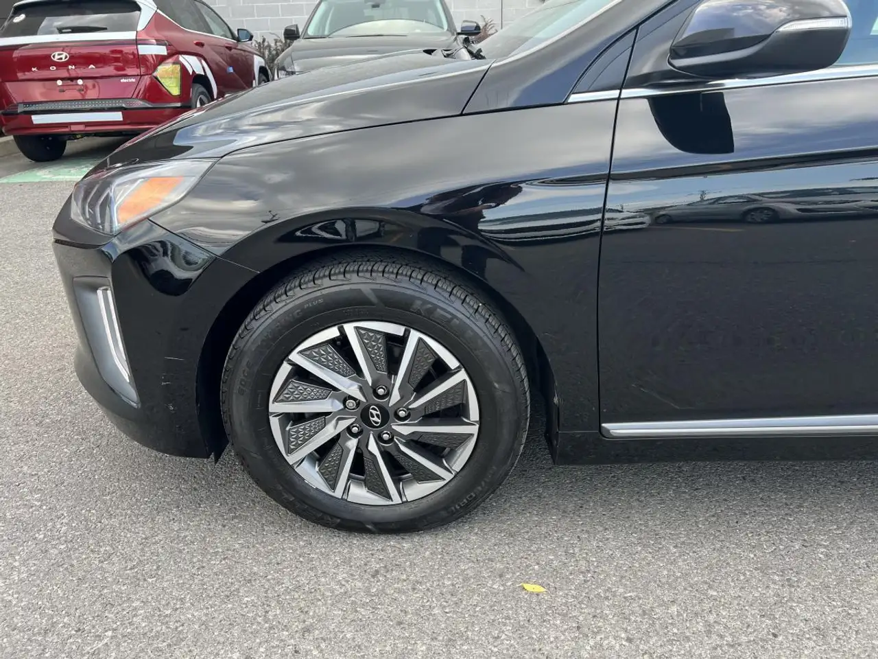 Hyundai IONIQ снимка Hyundai IONIQ