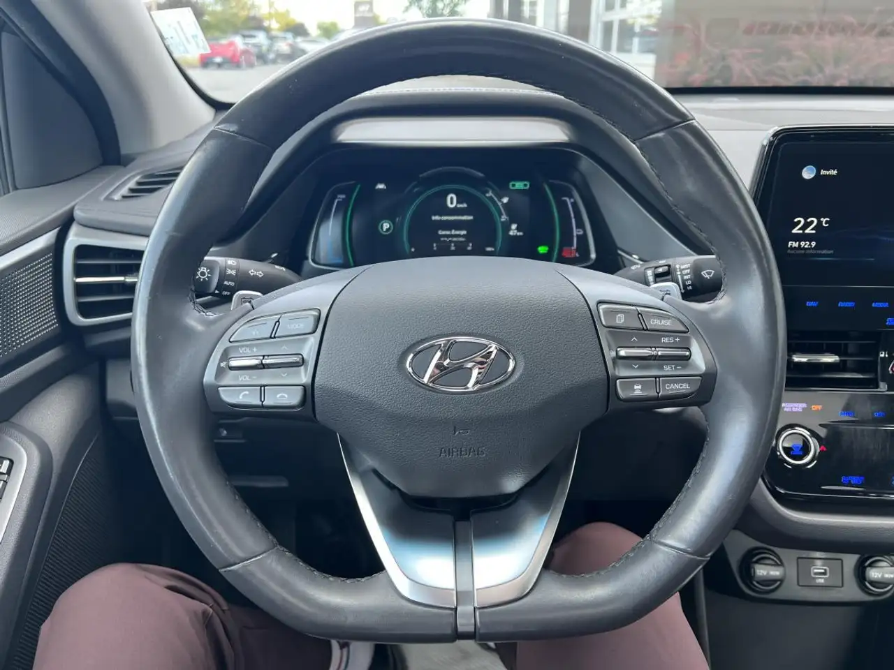 Hyundai IONIQ снимка Hyundai IONIQ