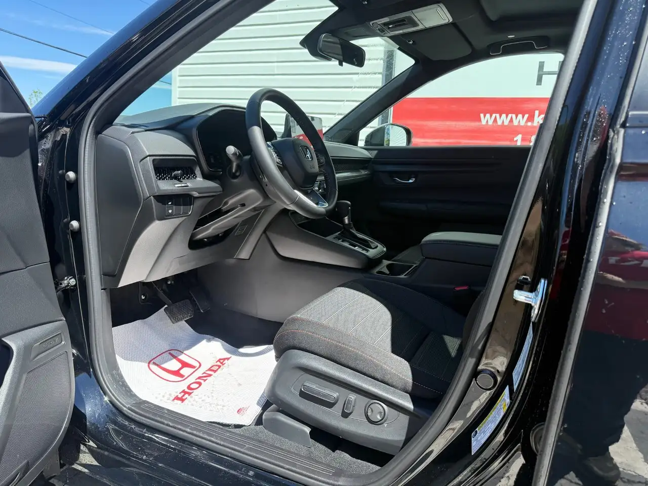 Honda CR-V photo Honda CR-V