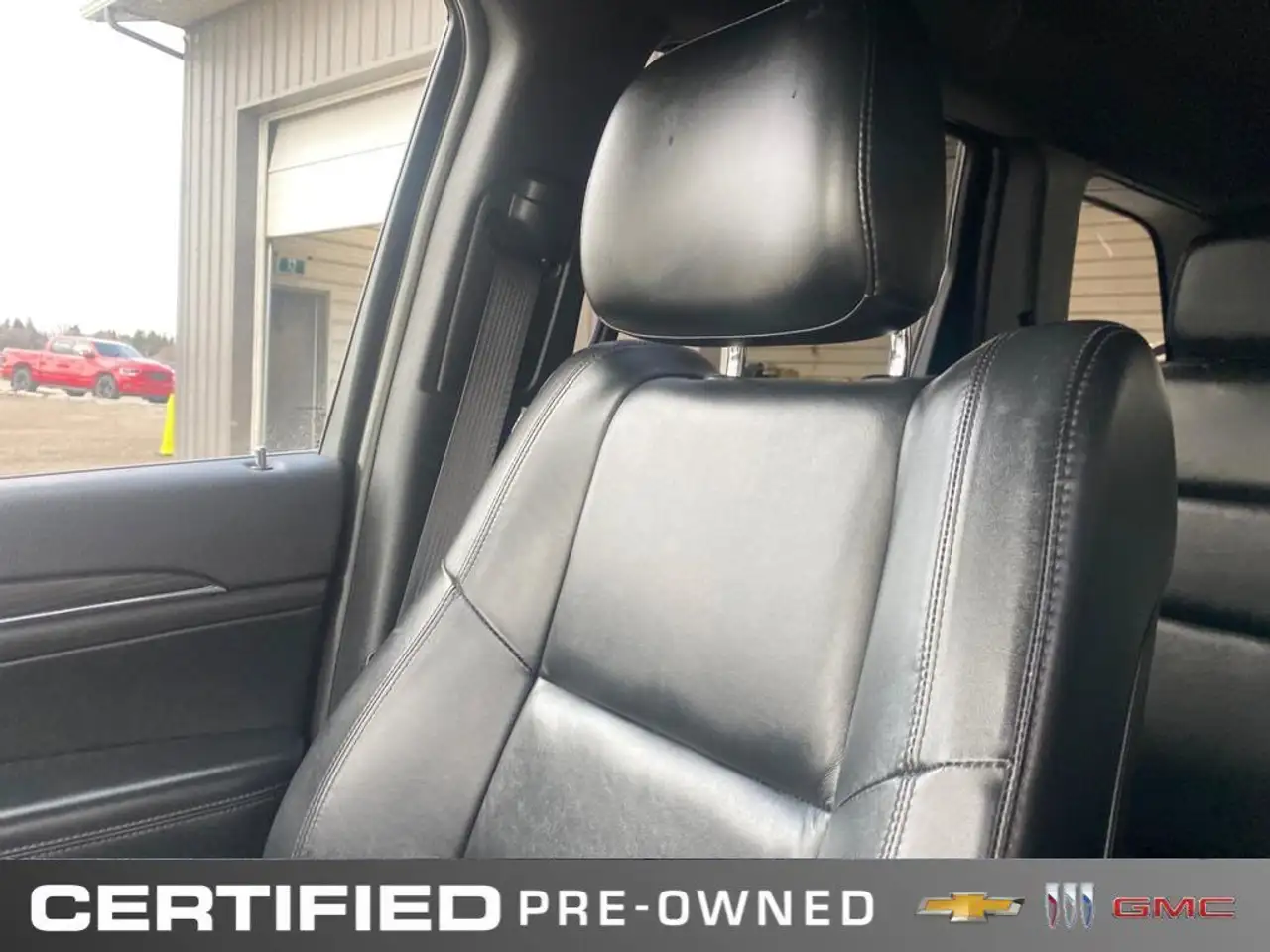 Jeep Grand Cherokee photo Jeep Grand Cherokee