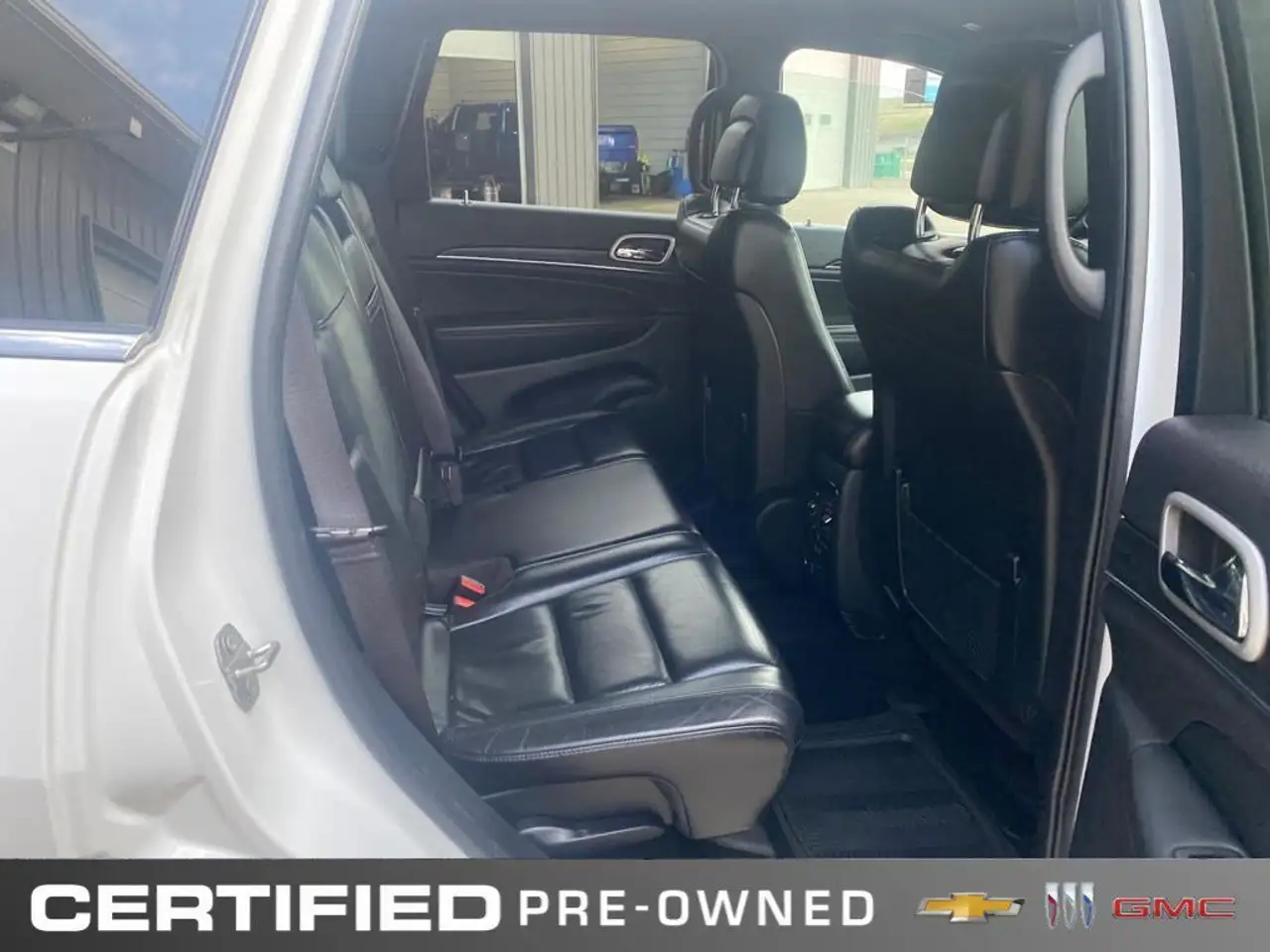 Jeep Grand Cherokee photo Jeep Grand Cherokee