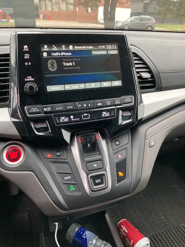 Honda Odyssey снимка Honda Odyssey