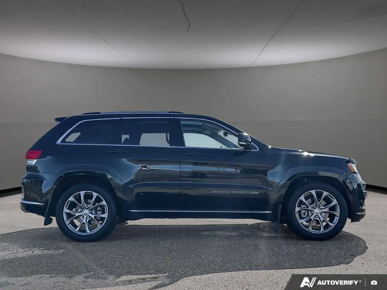 Jeep Grand Cherokee photo Jeep Grand Cherokee