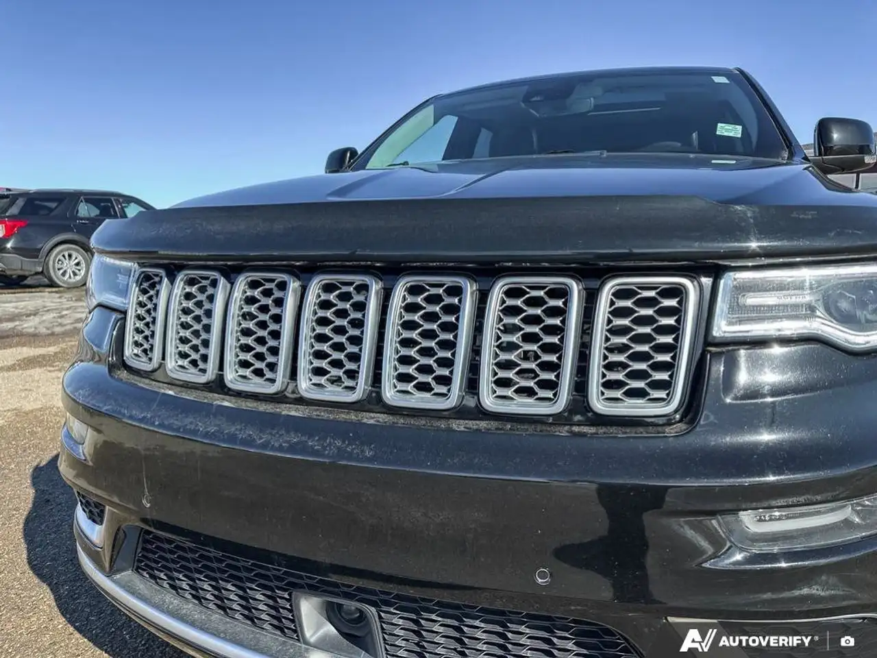 Jeep Grand Cherokee photo Jeep Grand Cherokee