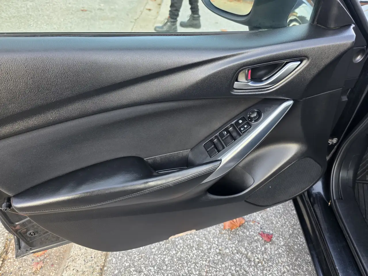 Mazda 6 снимка Mazda 6