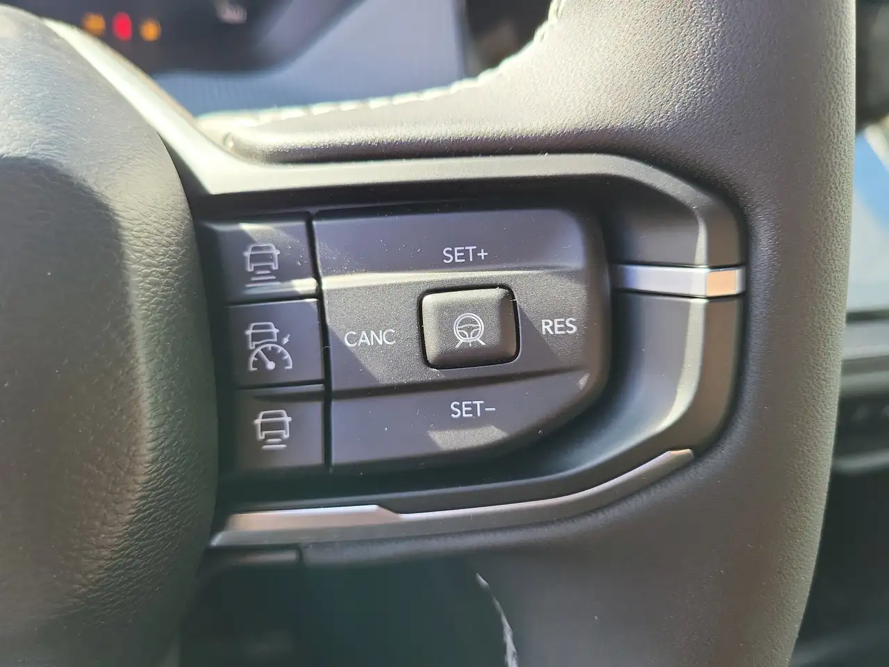Jeep Cherokee снимка Jeep Cherokee