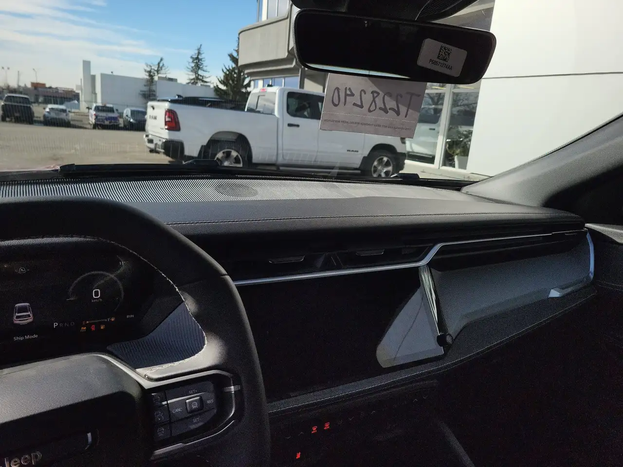 Jeep Cherokee снимка Jeep Cherokee