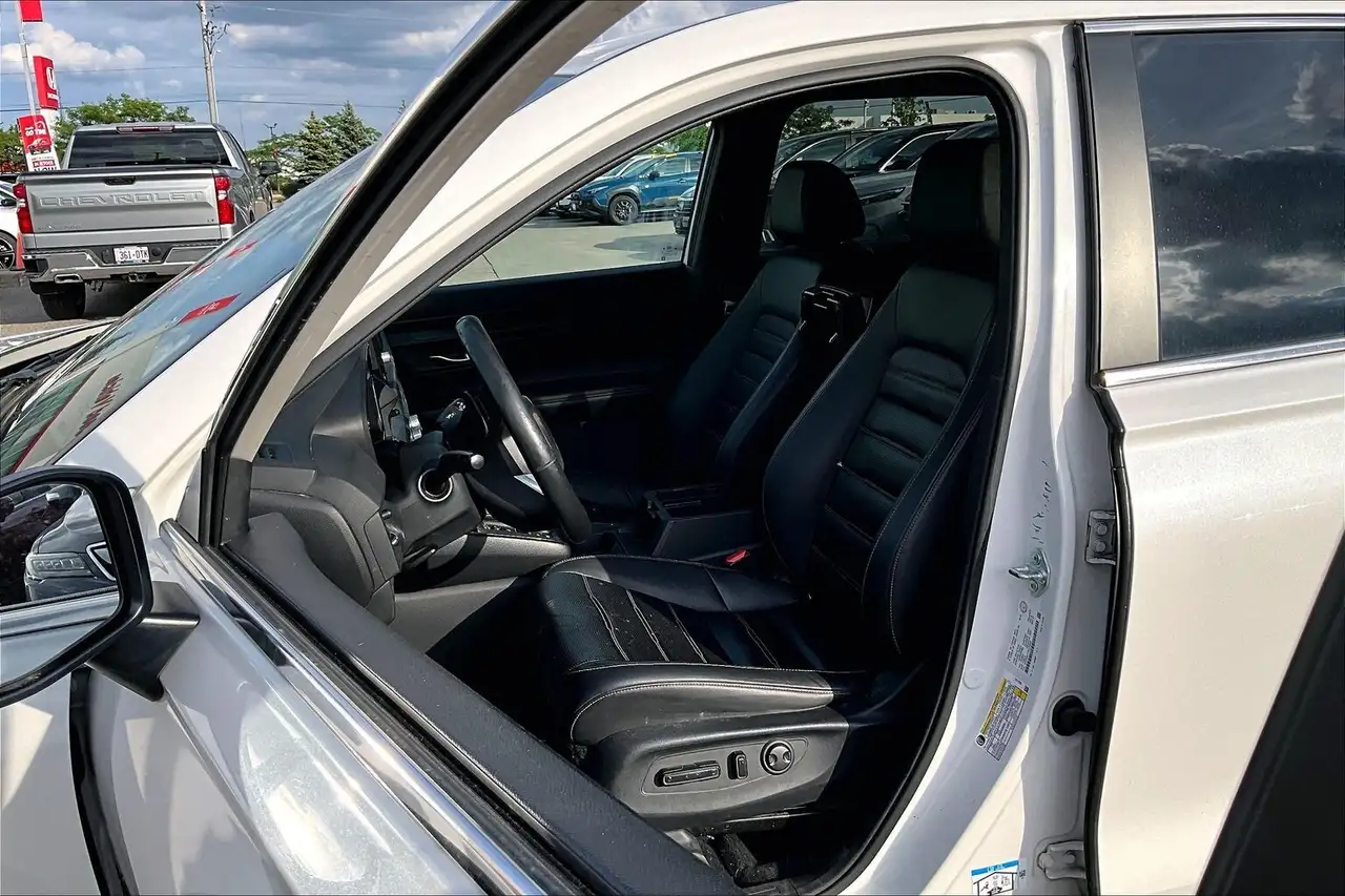 Honda CR-V photo Honda CR-V