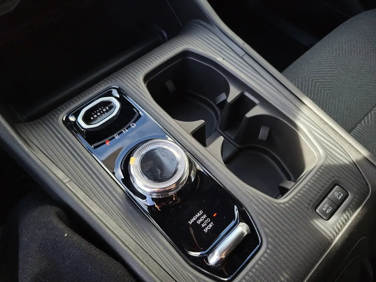 Jeep Cherokee снимка Jeep Cherokee