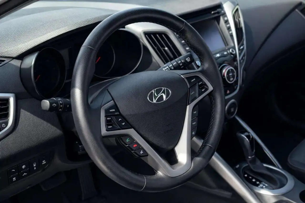 Hyundai VELOSTER fotografie Hyundai VELOSTER