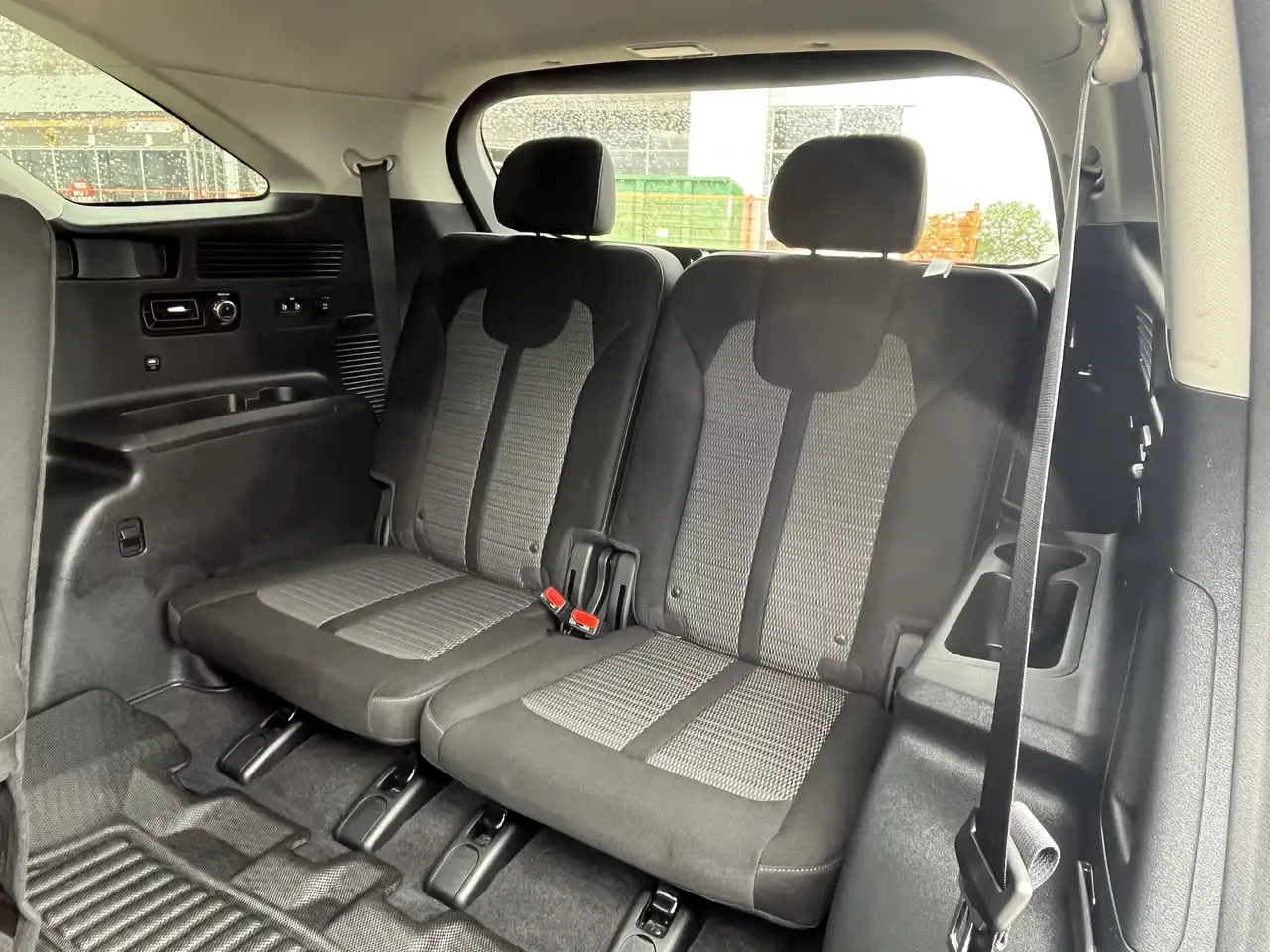 Kia Sorento photo Kia Sorento
