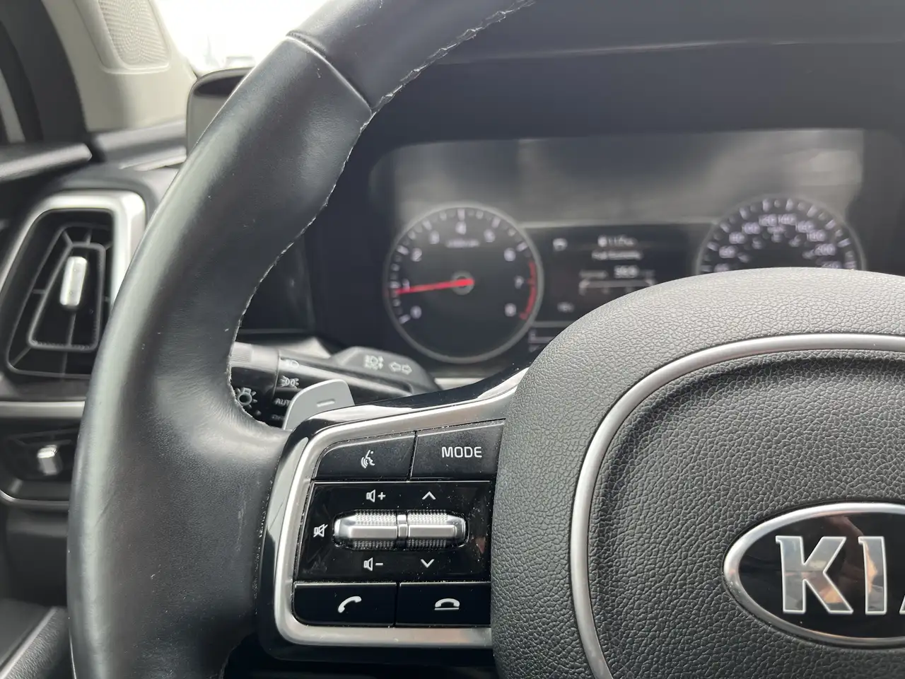 Kia Sorento photo Kia Sorento