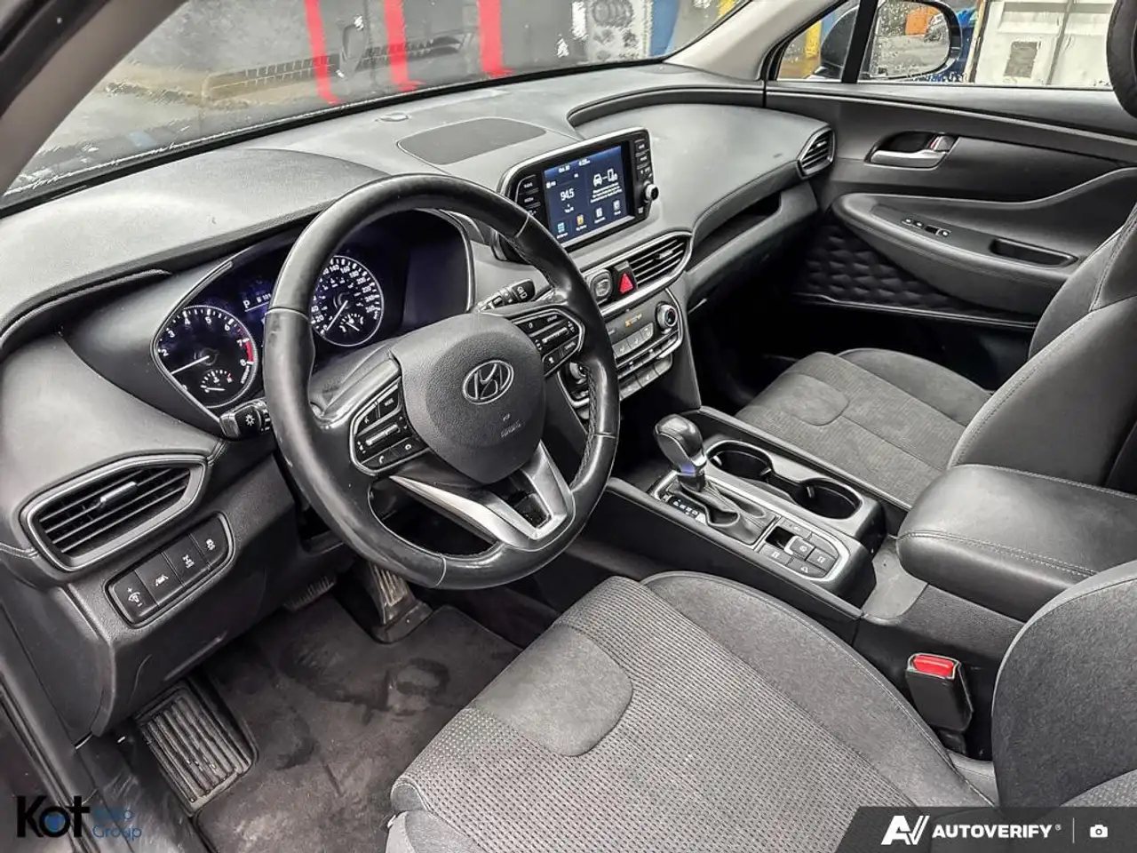 Hyundai SANTA FE снимка Hyundai SANTA FE
