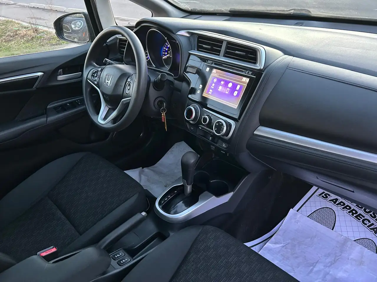 Honda Fit снимка Honda Fit