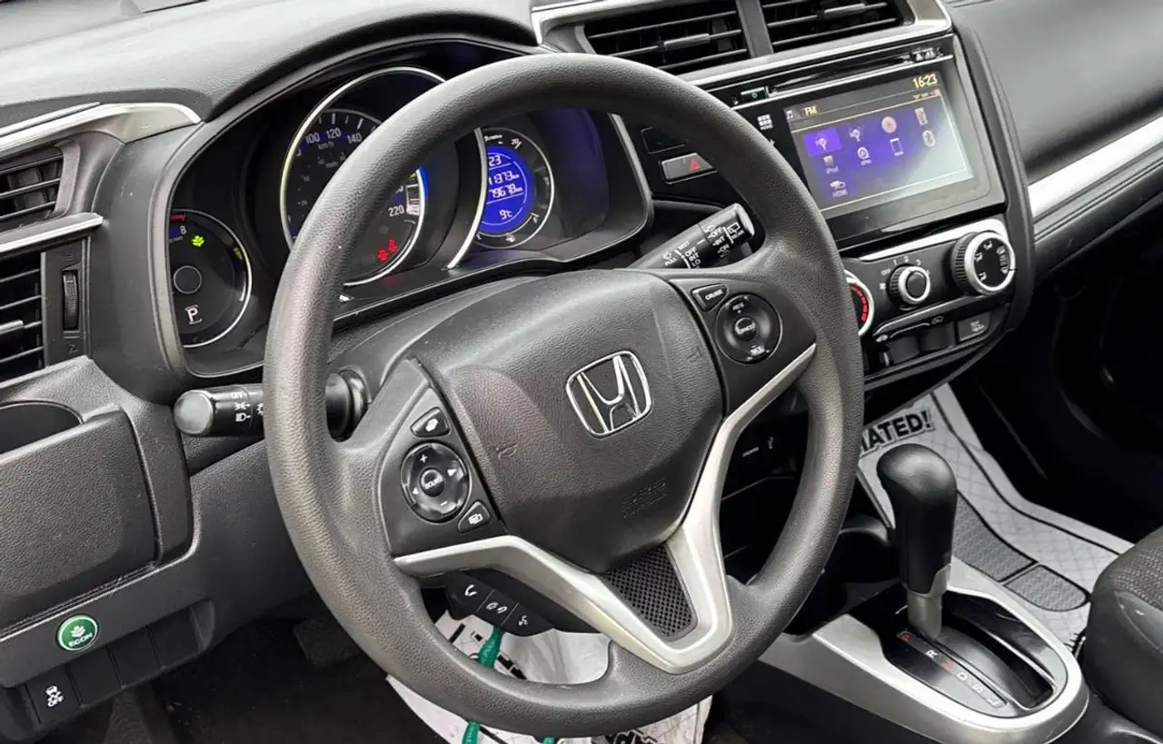Honda Fit снимка Honda Fit