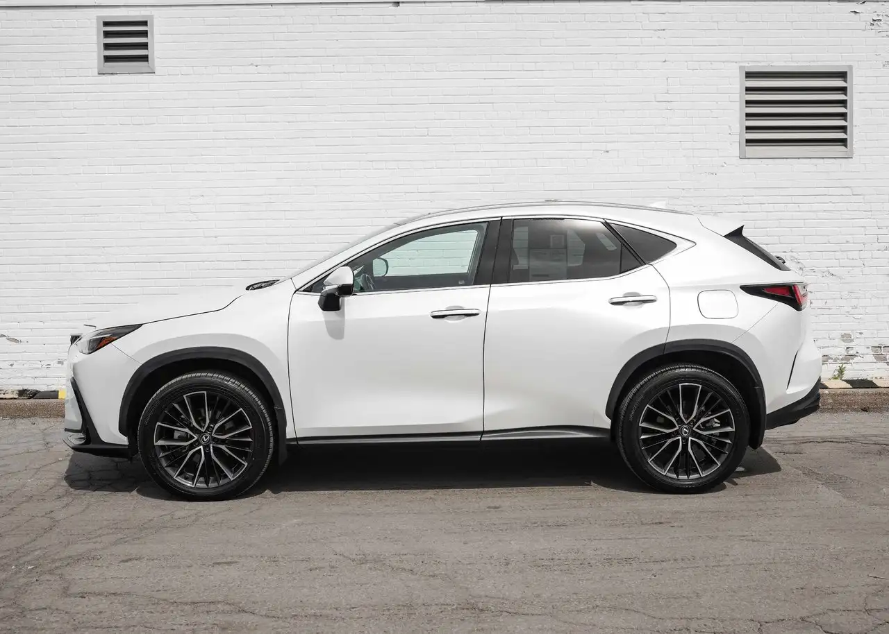 Lexus NX снимка Lexus NX