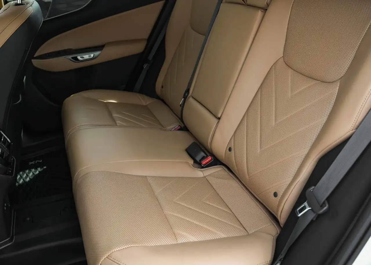 Lexus NX снимка Lexus NX