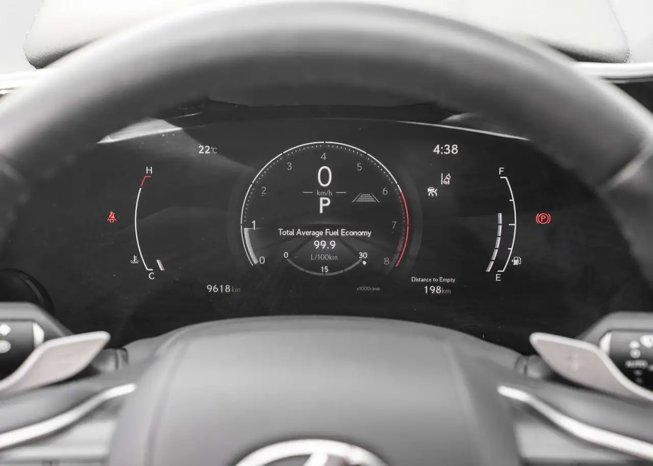 Lexus NX снимка Lexus NX