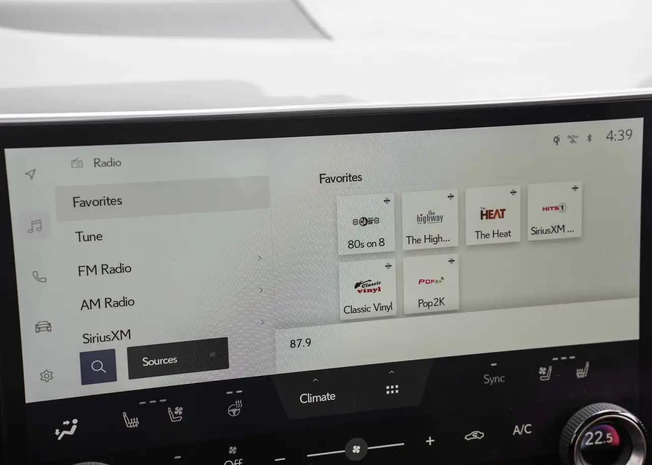 Lexus NX снимка Lexus NX
