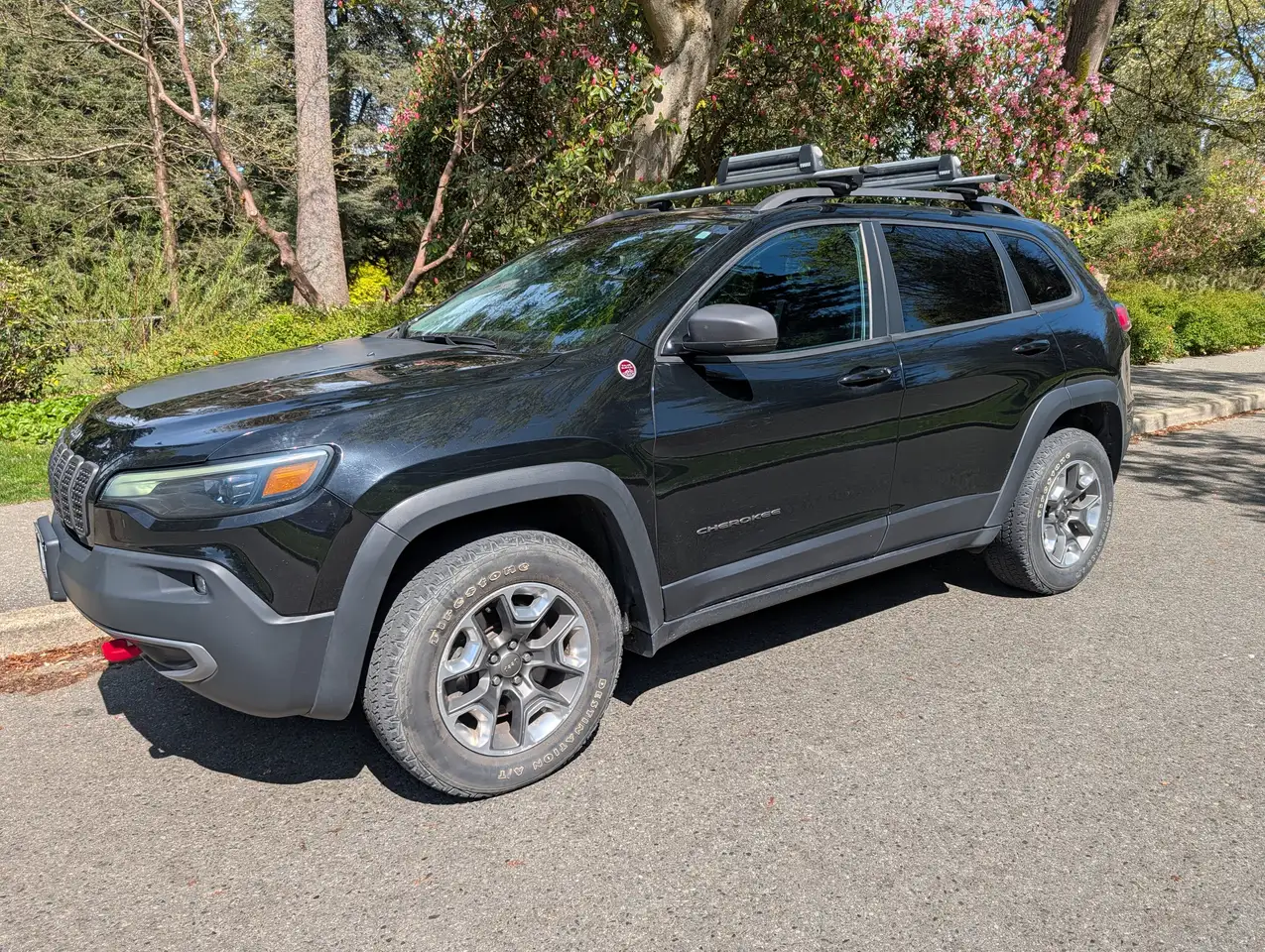 Jeep Cherokee снимка Jeep Cherokee