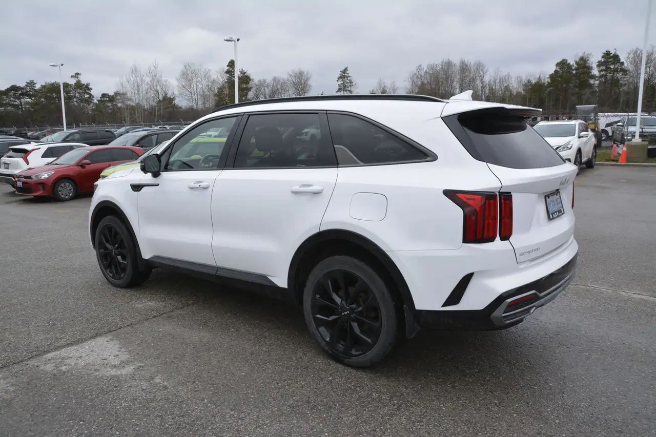 Kia Sorento photo Kia Sorento