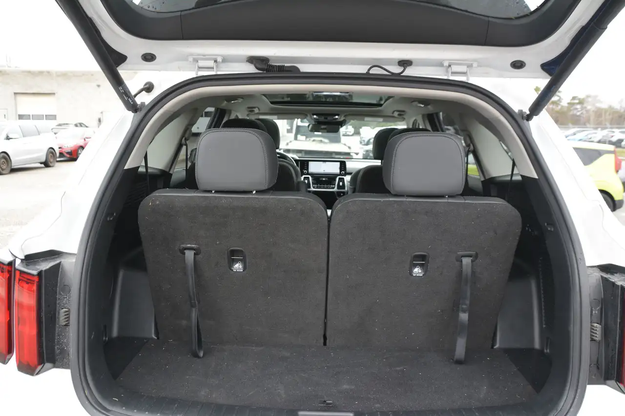 Kia Sorento photo Kia Sorento
