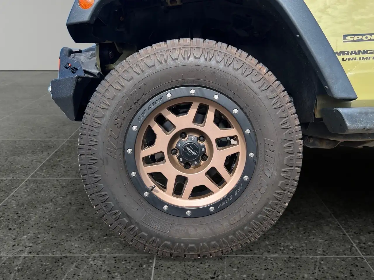Jeep Wrangler photo Jeep Wrangler