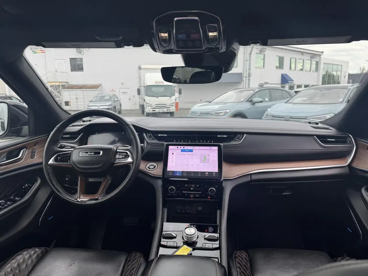 Jeep Grand Cherokee снимка Jeep Grand Cherokee