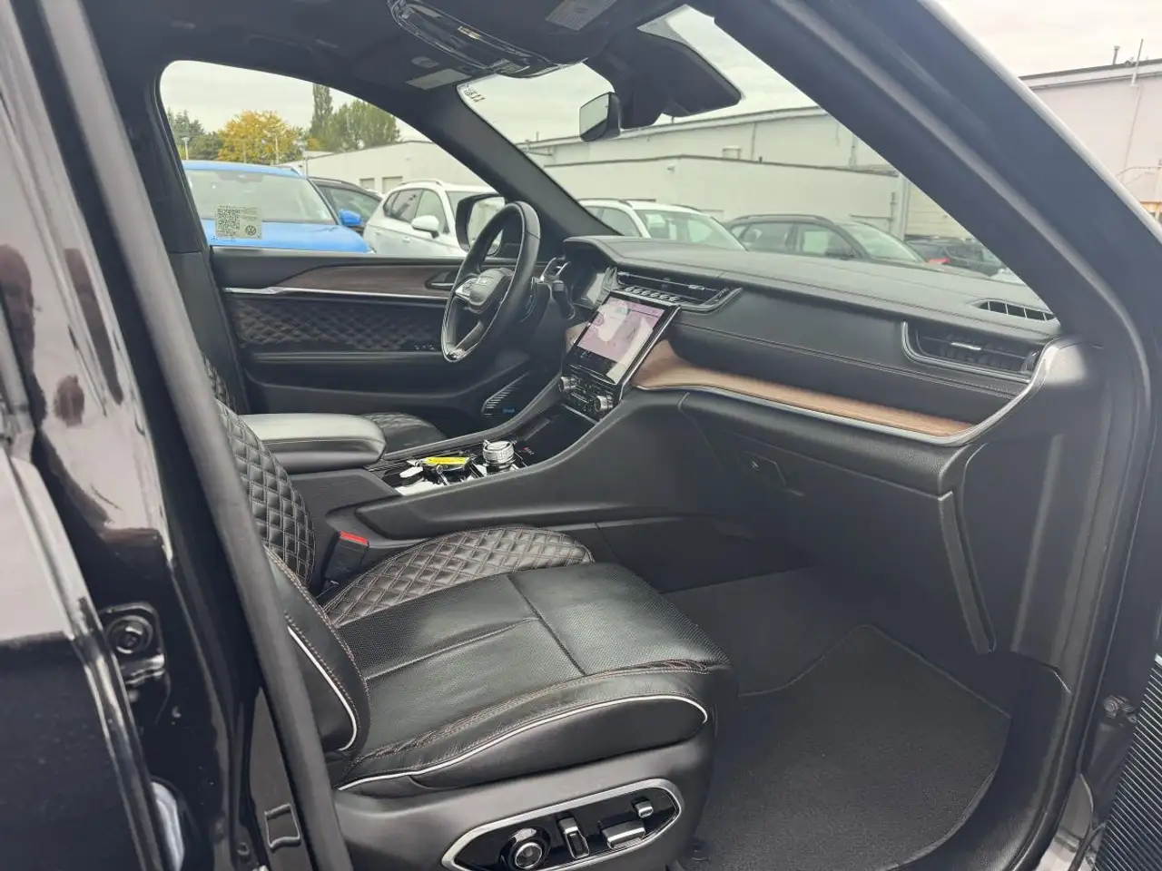 Jeep Grand Cherokee снимка Jeep Grand Cherokee