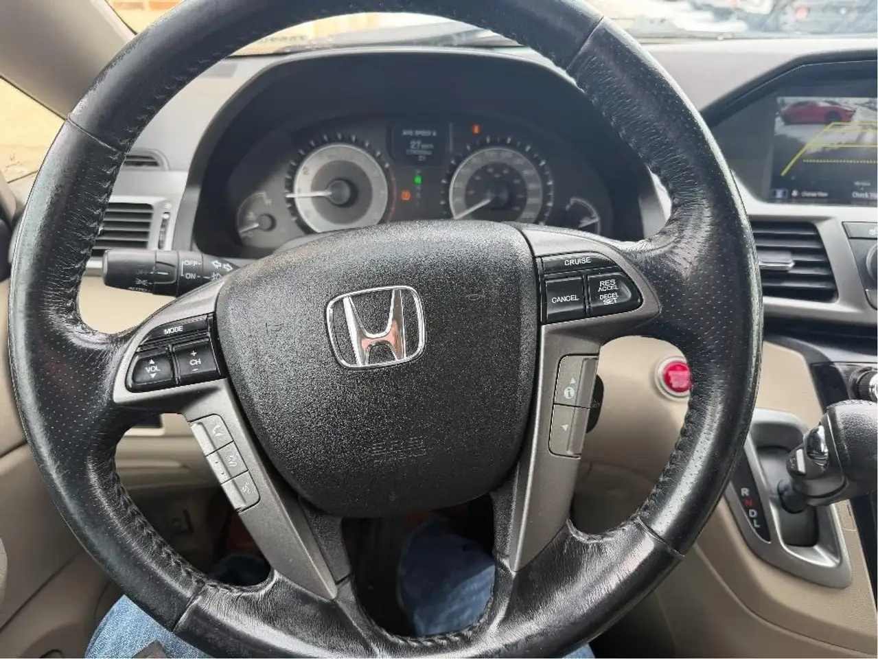 Honda Odyssey снимка Honda Odyssey