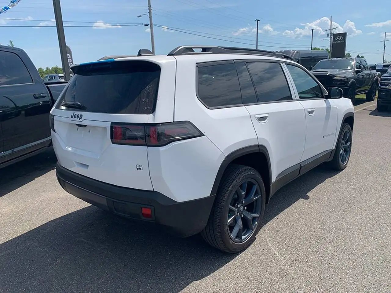 Jeep Cherokee снимка Jeep Cherokee