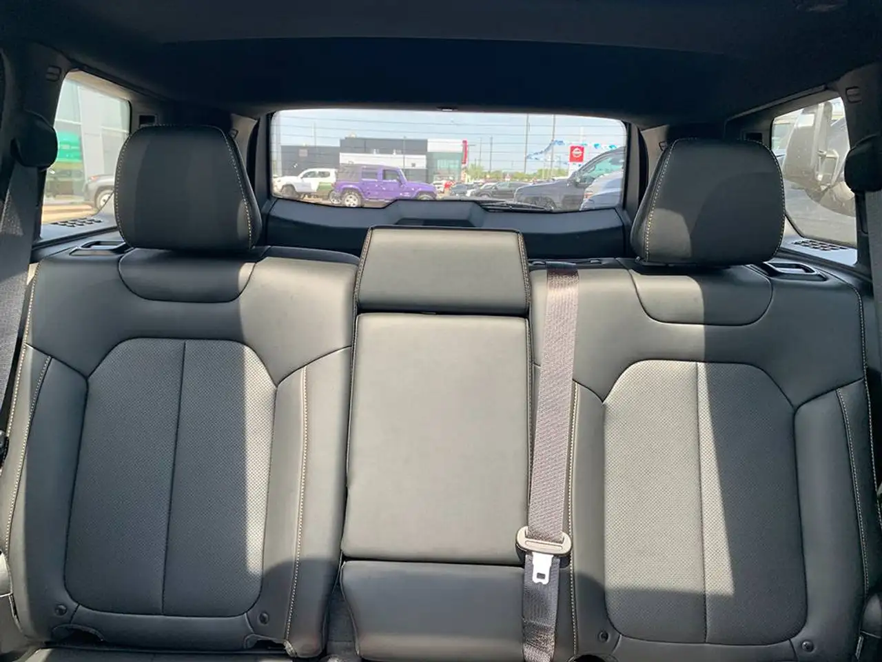 Jeep Cherokee снимка Jeep Cherokee