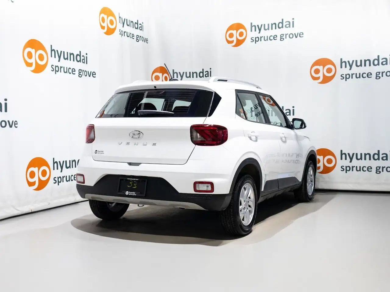 Hyundai Venue снимка Hyundai Venue
